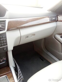 Mercedes Benz E 220D w212 - 11