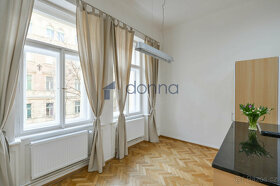 Pronájem luxusního bytu po rekonstrukci 3+1/B, 105m2, Praha  - 11