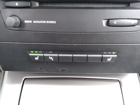 BMW 320i 110kW KLIMA - 11