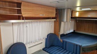 Karavan Bürstner Flipper 495 TK, 6 os., palandy, předstan - 11