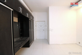 Pronájem bytu 3+kk, 57 m², Praha, ul. Na Petynce - 11