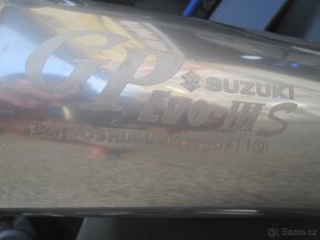 Suzuki GSX - R 750 - 11