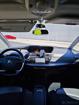 Spolehlivý Citroën C4 Picasso 2.0 HDI – Kompletní výbava - 11