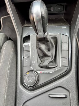 VW TIGUAN 2,0 TDi 110Kw 4 Motion - 11