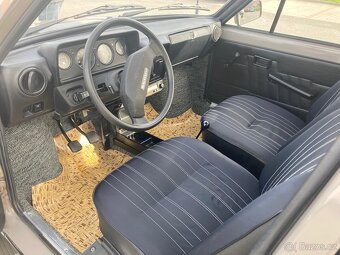 Škoda 120L s přívěsným vozíkem Sport Jacht - 11