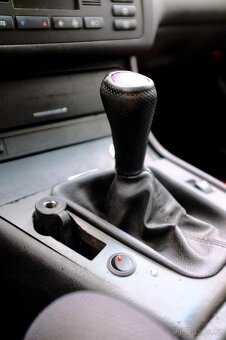 BMW e46 325i / Samosvor - 11