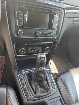 Škoda Superb 2015 - 11