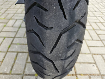 Triumph Tiger 800 XRX ABS - 11