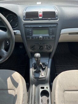 Škoda Octavia 1.9 TDI 77KW, Servisní kniha - 11
