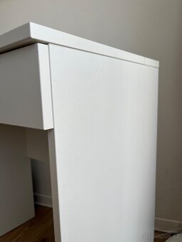 Toaletní stolek Brimnes IKEA - 11