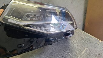 ve tiguan novy svetla leve prave - 11