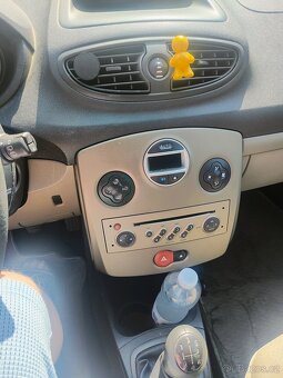 Renault Clio 1.2 rok 2008 - 11