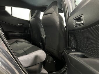 Toyota C-HR Hybrid CVT rok 2019 - 11