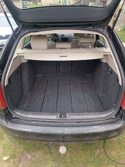 Škoda Octavia II Combi DSG - 11