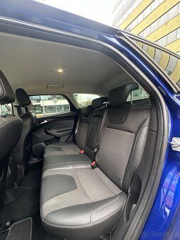 Ford Focus - 11