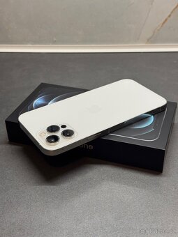 iPhone 12 Pro Max 128 GB - výborný stav - 11