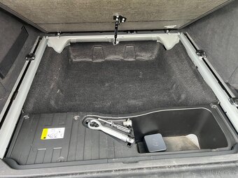 BMW X5 F15 3,0D X Drive - 11