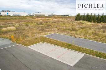 Pronájem komerčního pozemku 4866 m² - 11