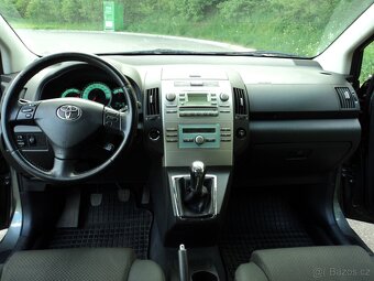 Toyota Corolla Verso 2.0 D4D 85kW - 11