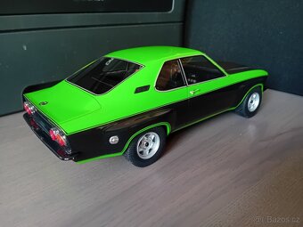 Jaguar XJ 4.2C a Opel Manta TE 2800 Green & Black  1:18 BoS - 11