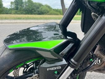 Kawasaki Z 900 - 11