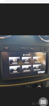 Dacia Sandero 0.9i Stepway Tempomat Navigace - 11