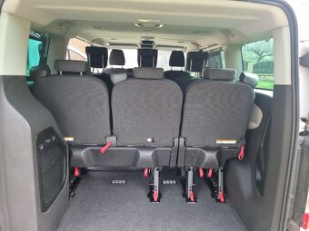 Ford Tourneo Custom 2,2, 92kw, 8 míst - 11