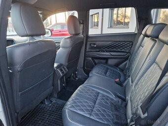 Mitsubishi Outlander, 2.4 PHEV 4x4 odpočet DPH - 11
