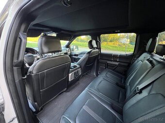 Ford F-150 Platinum 3.5 EcoBoost 4×4, r. 2017 – TOP výbava - 11