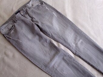 Armani Jeans pánske riflové nohavice  L  (36) - 11