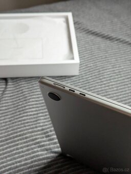 MacBook Air 15' s 8GB RAM 256GB SSD - 11