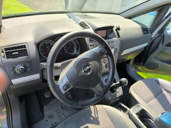 ZAFIRA B 1,9 TDCI - 11