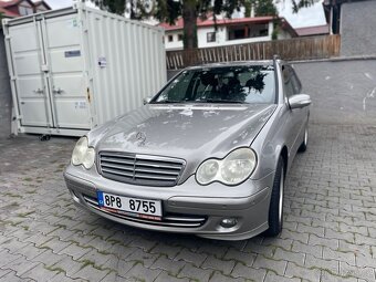 Mercedes Benz W203 2.2CDI 2006r.v - 11