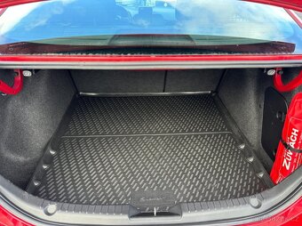 Prodávám Mazda 3 2.0i 88kw Attraction - 11