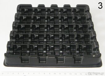 Plastová plata pro drobné součástky, materiál - 11