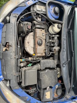 Peugeot 205 – 1.6, 64 kW, - 11