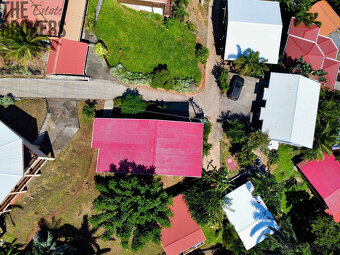 Two Story Wooden Home Czech Village, Roatan - 11