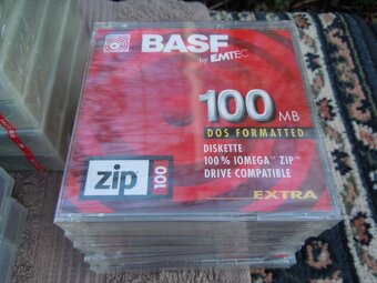 ZÁZNAMOVÁ  MÉDIA - 11