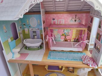 Domeček pro panenky Barbie a příslušenství - 11