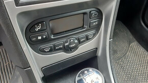 Peugeot 307SW 1,6 16V 2006 80kW NFU - dily - 11