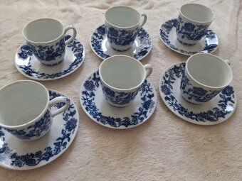 sada staré porcelánu, pravý cibulák - 11