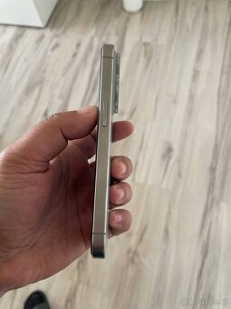 iPhone 15 Pro 128GB přírodní Titan - 11
