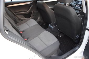 ŠKODA OCTAVIA 1.6 TDI COMBI RV 2016 ČR - 11