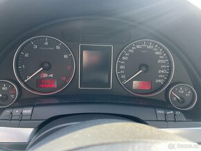 AUDI S4 avant 4.2 V8 - 11