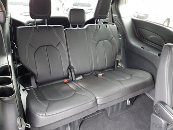 Chrysler Pacifica Sport 3,6L V6, ALU R20, Nový model - 11