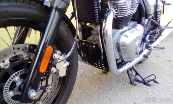 Royal Enfield Interceptor 650 Twin - 11