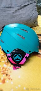 Lyžařská helma+brýle - 11