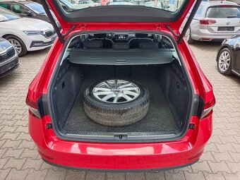 Škoda Superb 3 Combi Style iV 1.4TSI 150kW 84tkm DSG Virtual - 11