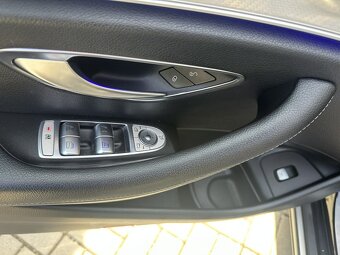 Mercedes-Benz E 220 E 220d 4MATIC All-TerrainT - 11