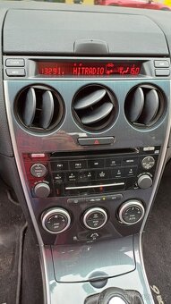 Mazda 6 kombi 2.0 benzín 108kW - 11